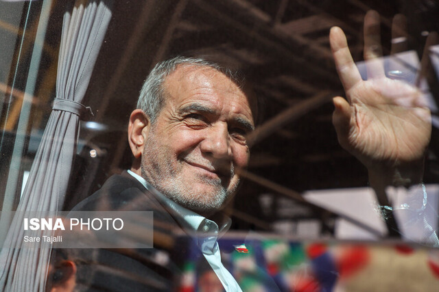 دیپلماسی | آمل «عهد رئیس جمهور» «گلایه آملی لاریجانی» و «دیپلماسی اجبار»